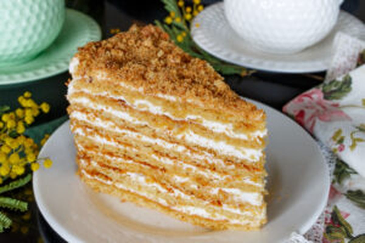 Торт “Медовик” по семейному рецепту
