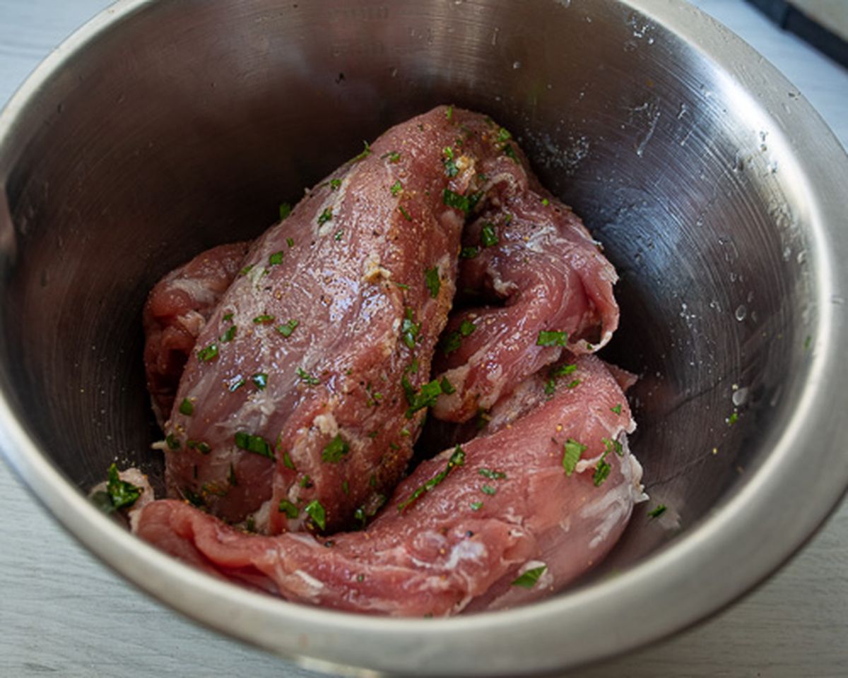 10 вкусных рецептов с вырезкой свиной: быстро и просто