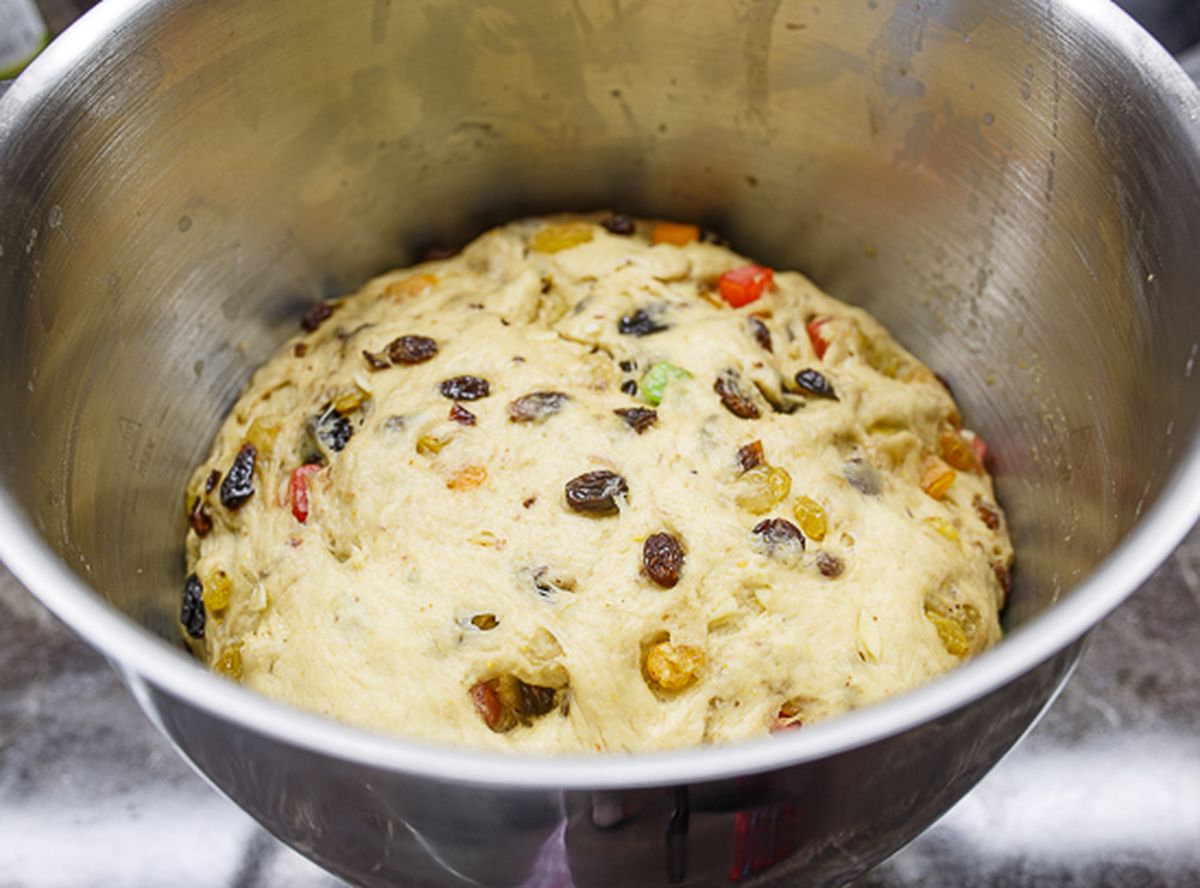 Расстоявшееся тесто