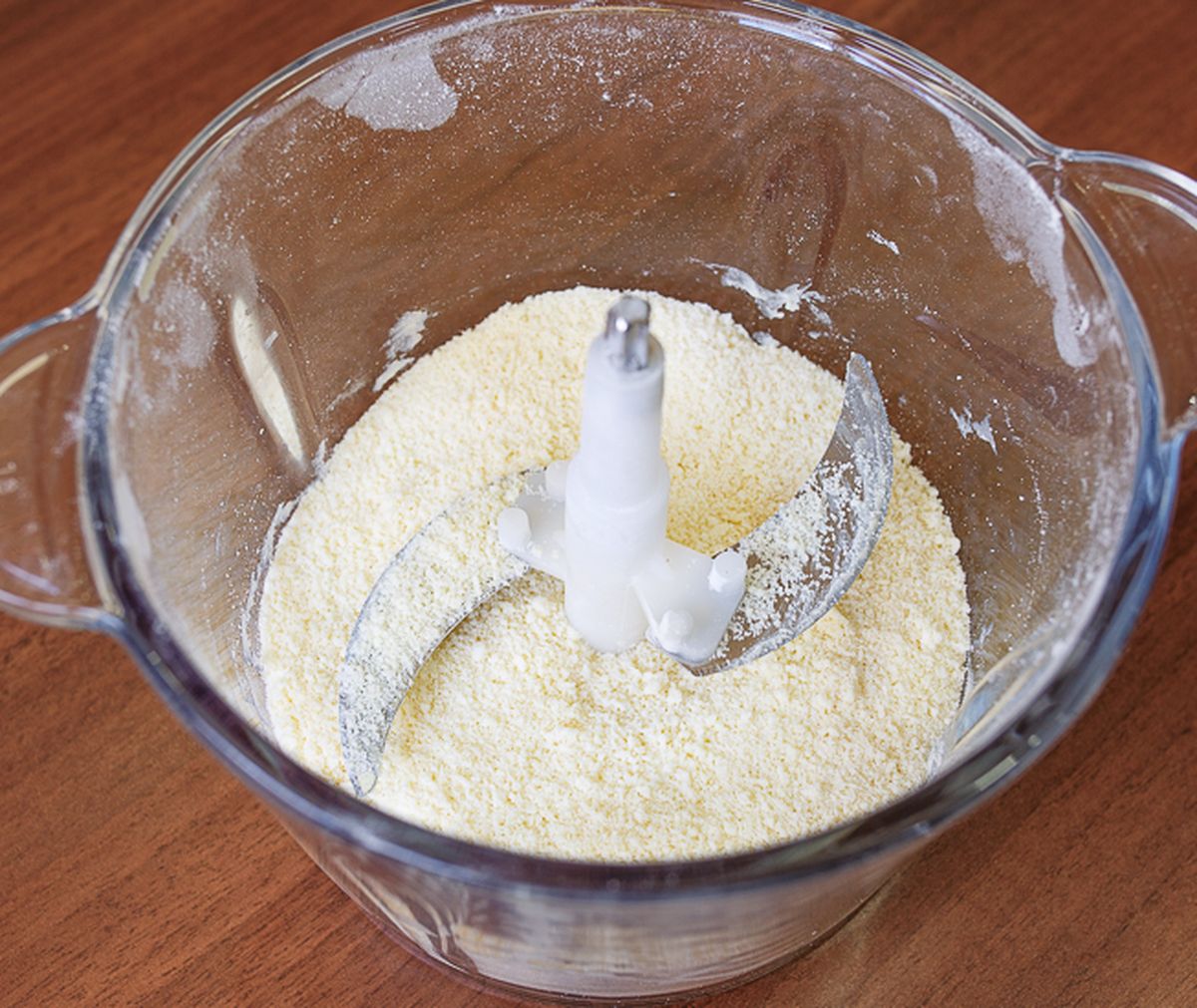 Мучная крошка