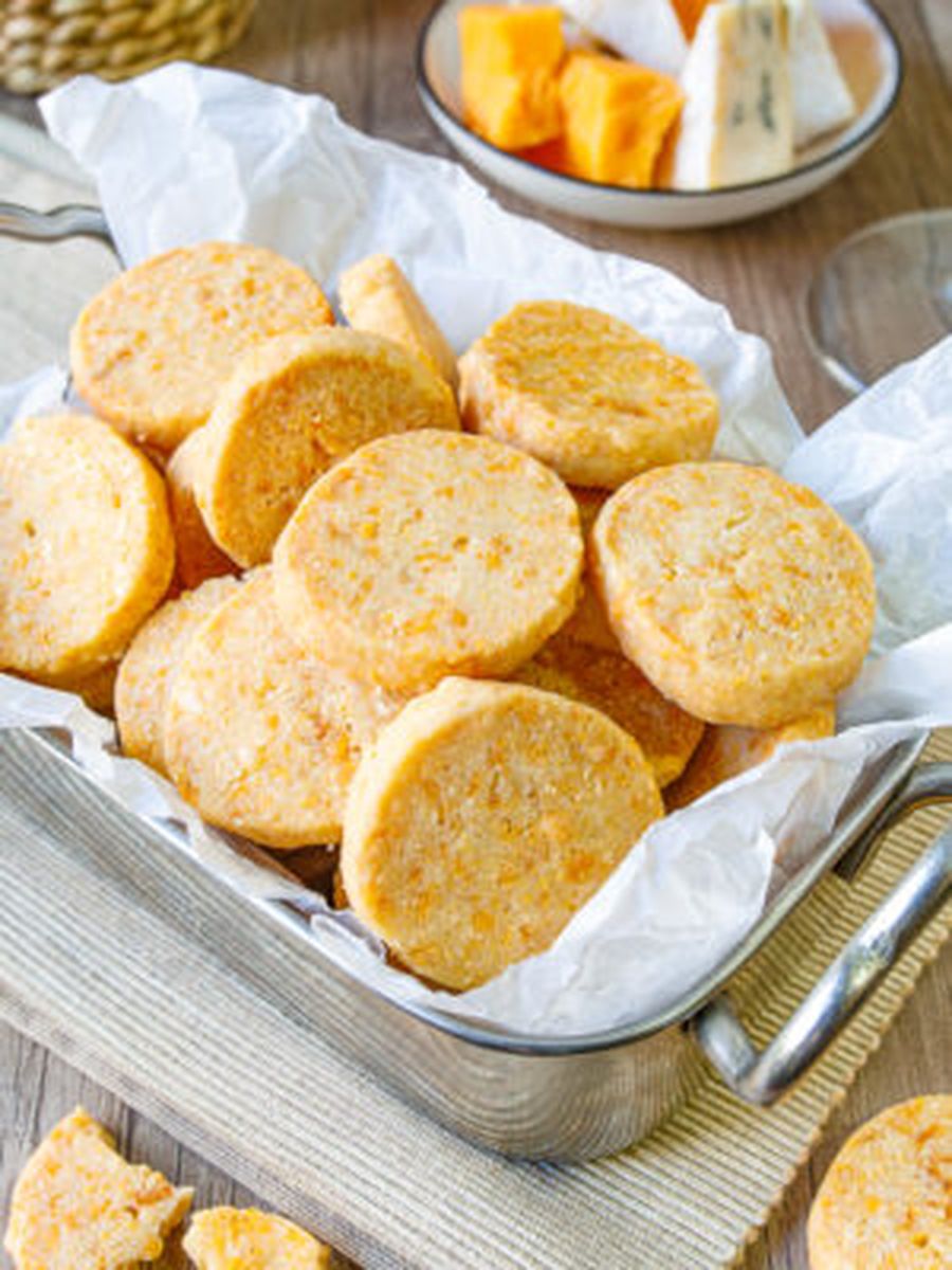 Коктейльное сырное печенье