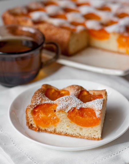 Рецепт бисквитного абрикосового пирога