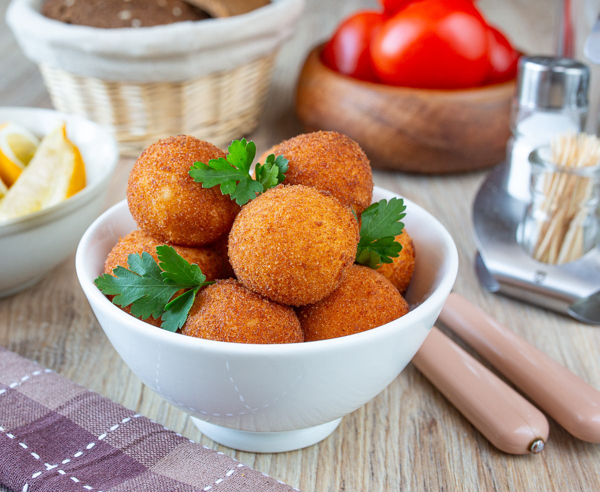 Картофельные крокеты с сыром