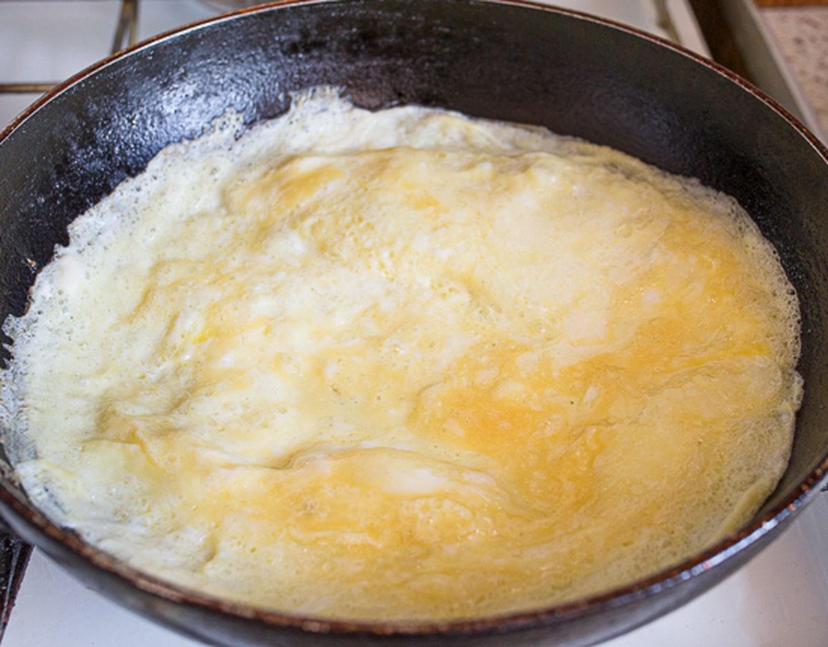 Жарим омлет