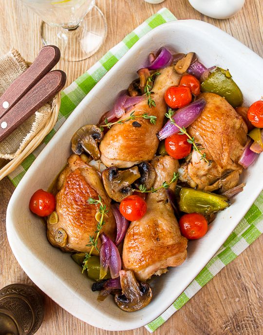 Рецепт куриных окорочков, запеченных с овощами