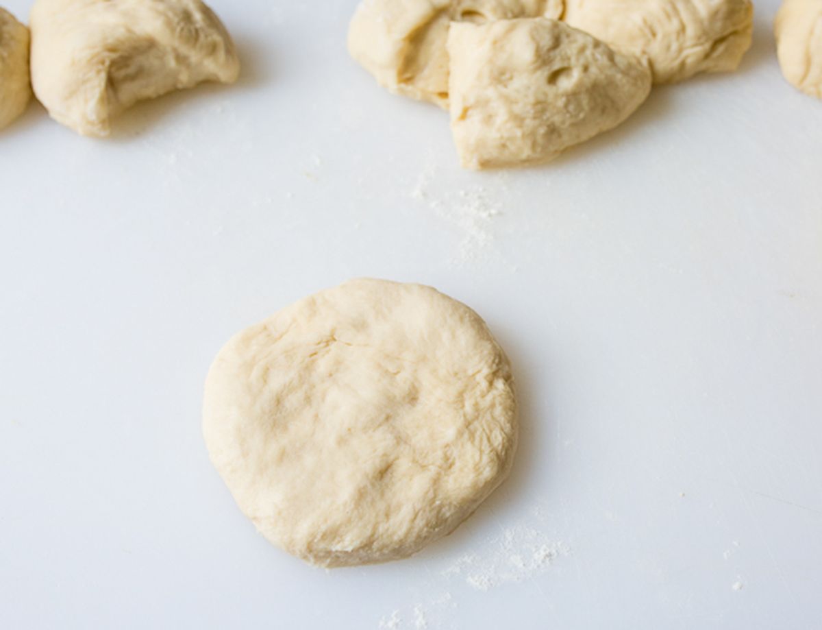 Формуем булочки