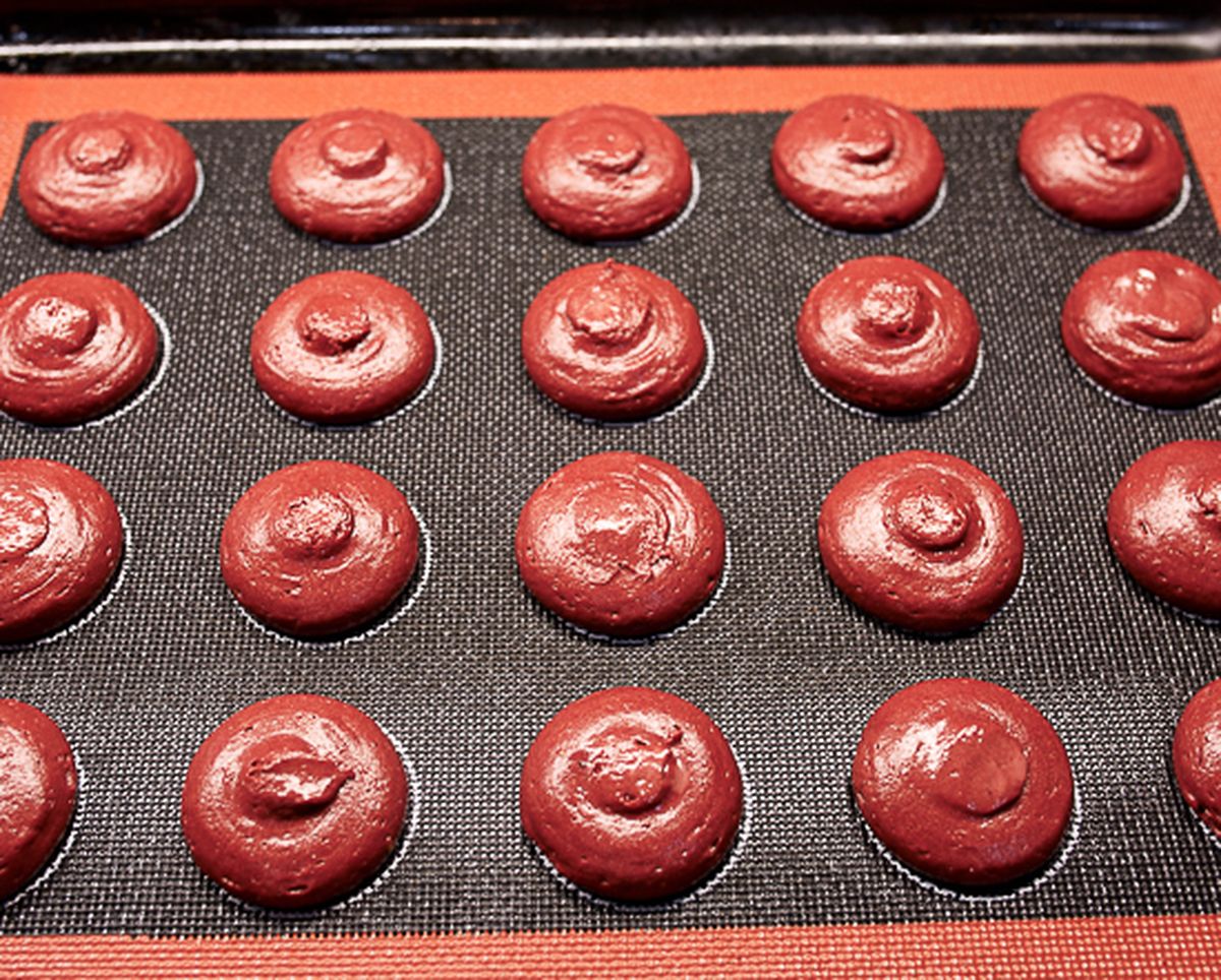 Отсаживаем тесто