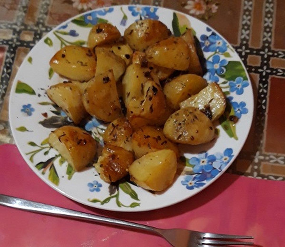 Остро-пряный печеный картофель.jpg