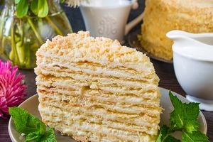 Домашний “Наполеон” с кремом “пломбир”