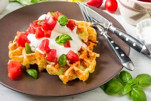 Кабачковые вафли с сыром к завтраку