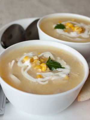 Картофельный суп с курицей и кукурузой
