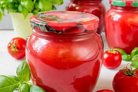 Как стерилизовать банки для закаток. 4 проверенных способа